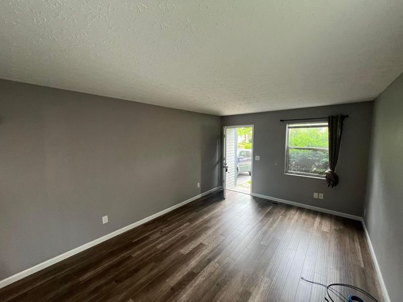 3865 Heatherglen Drive , Columbus, OH 43221 Photo 2