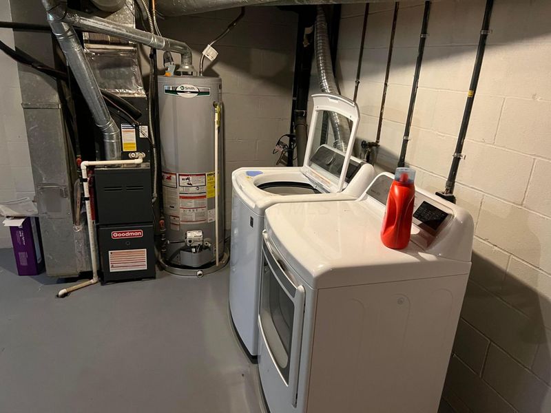 3865 Heatherglen Drive , Columbus, OH 43221 Photo 21