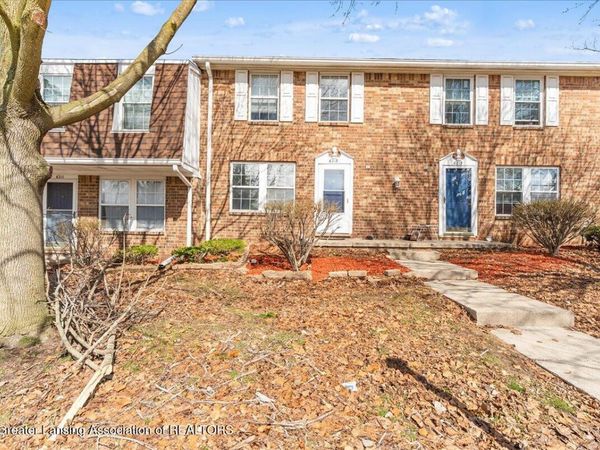 6213 Beechfield Drive, Lansing, MI 48911