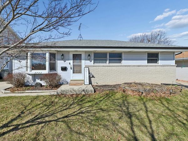 3733 S 80th STREET, Milwaukee, WI 53220