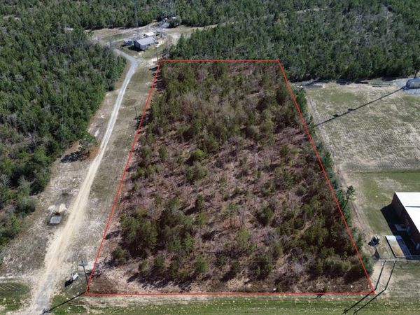 12600 E E Hwy 20 Road , Youngstown, FL 32466