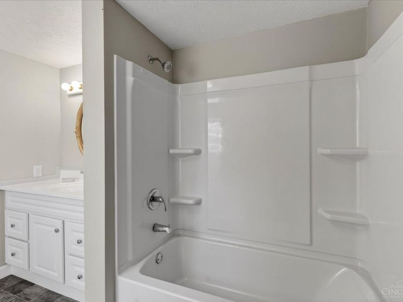 8225 W Prospect Road, Washington Township, OH 45133 Photo 27