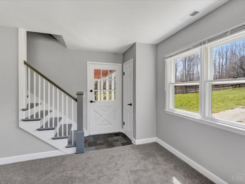 8225 W Prospect Road, Washington Township, OH 45133 Photo 9