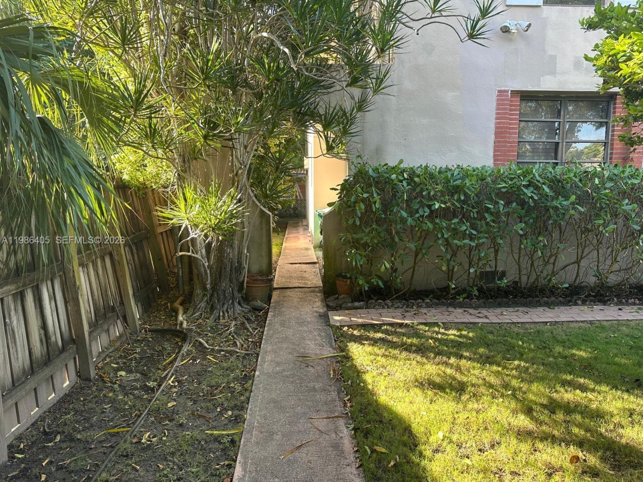340 Mendoza Ave, Unit 2, Miami, FL 33134 Photo