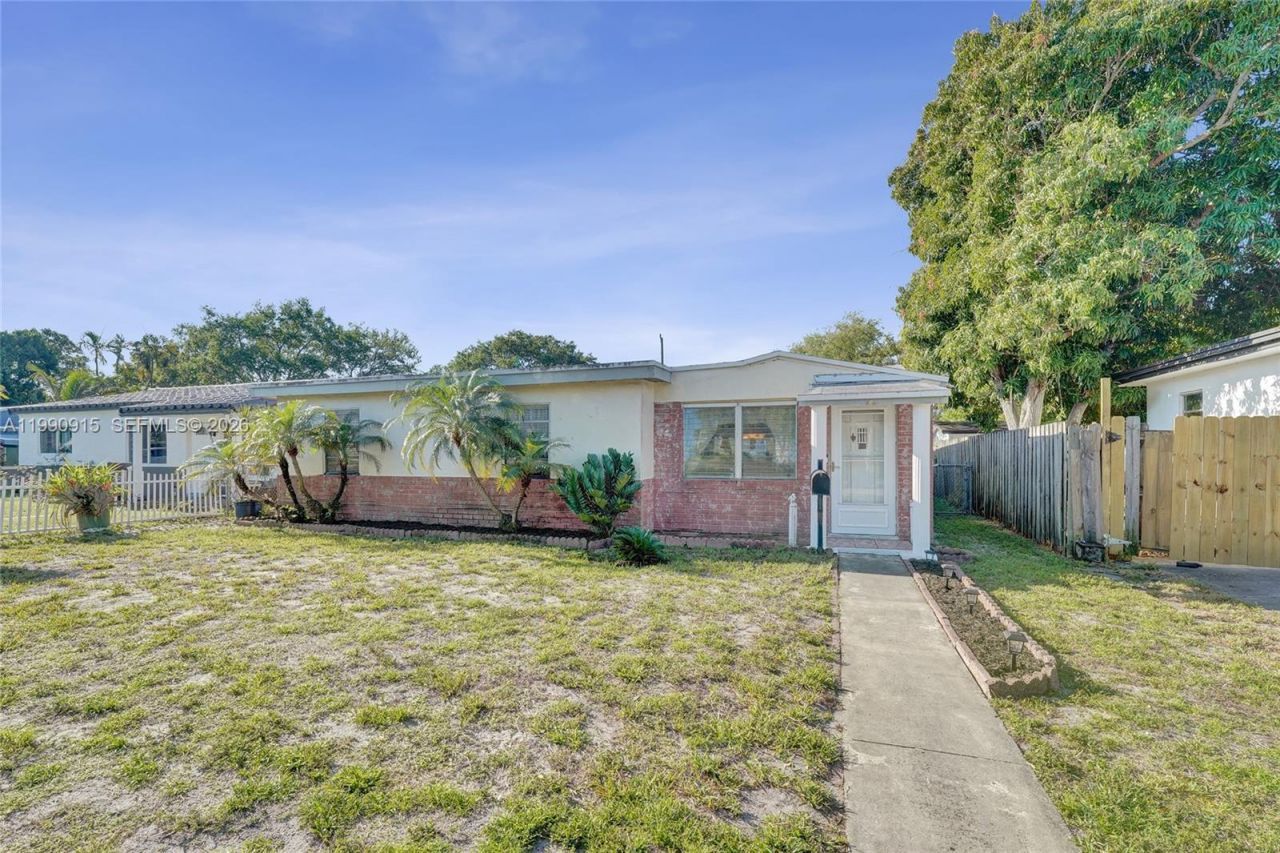 2542 Coolidge St, Hollywood, FL 33020 Photo