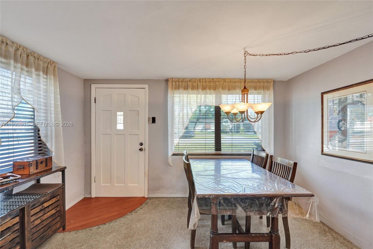 2542 Coolidge St, Hollywood, FL 33020 Photo