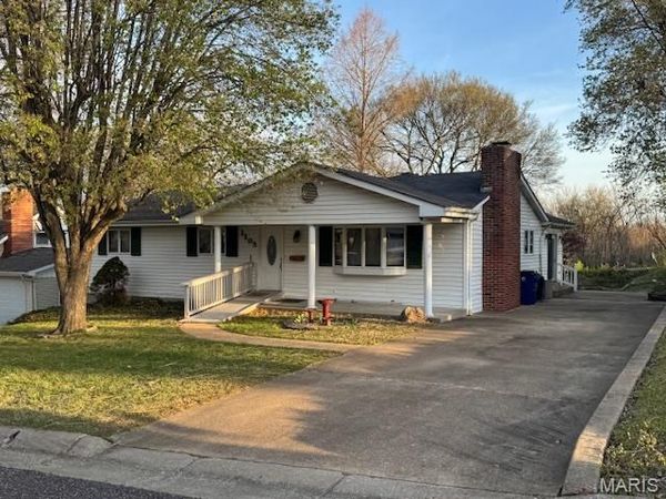 1105 James Street, Washington, MO 63090