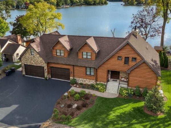 21605 117th Street, Bristol, WI 53104