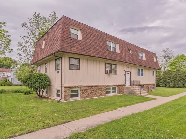 26045 S Oak Road , Monee, IL 60449