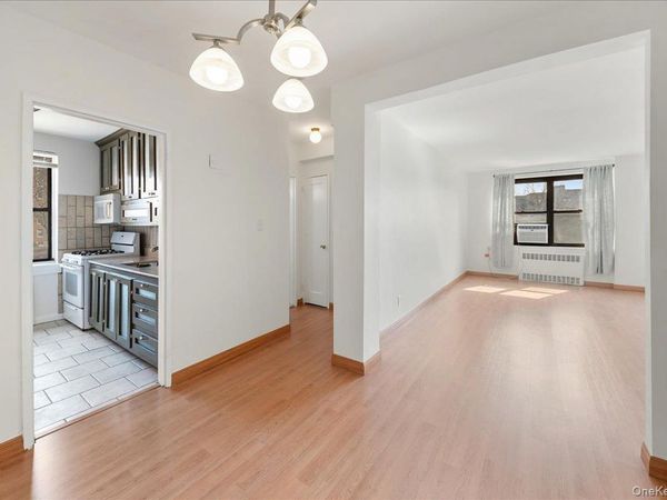 25-40 Union Street , Unit 3F, Flushing, NY 11354