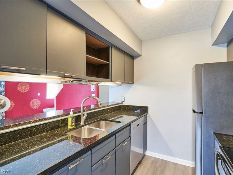 28180 Detroit Road, Unit D1, Westlake, OH 44145 Photo 10