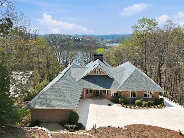 2538 Bridgewater Drive, Gainesville, GA 30506
