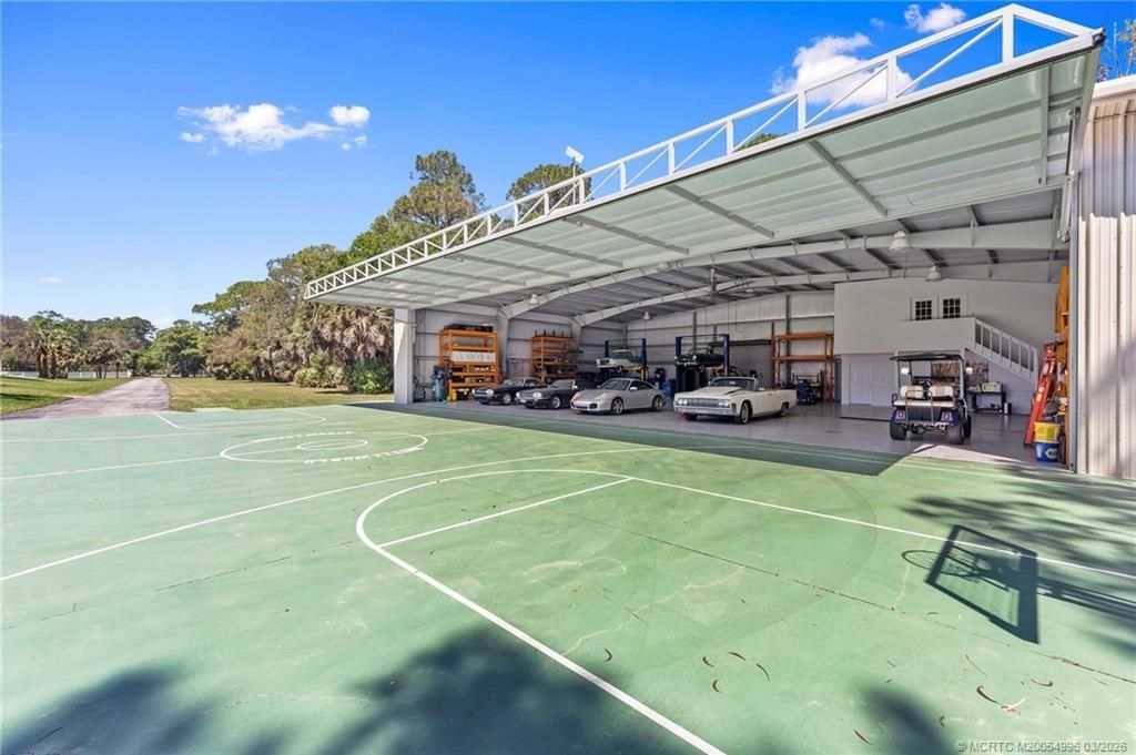 5551 SW Mistletoe Lane, Palm City, FL 34990 Photo