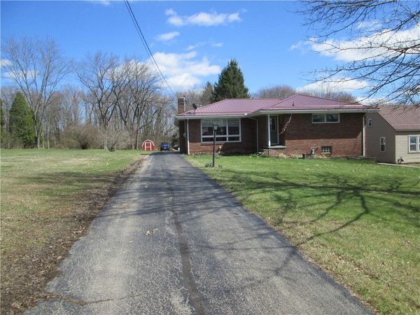 4717 ELLWOOD ROAD, New Castle, PA 16101