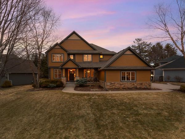 2150 Pinehurst Drive, Chanhassen, MN 55317