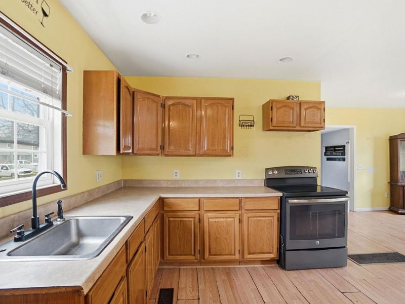 555 Avondale Avenue , Marion, OH 43302 Photo 24