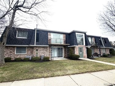 50A Foxberry, Getzville, NY 14068