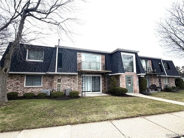 50A Foxberry, Getzville, NY 14068