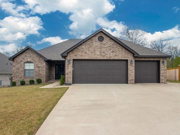 2225 Little Ridge Court, Sherwood, AR 72120