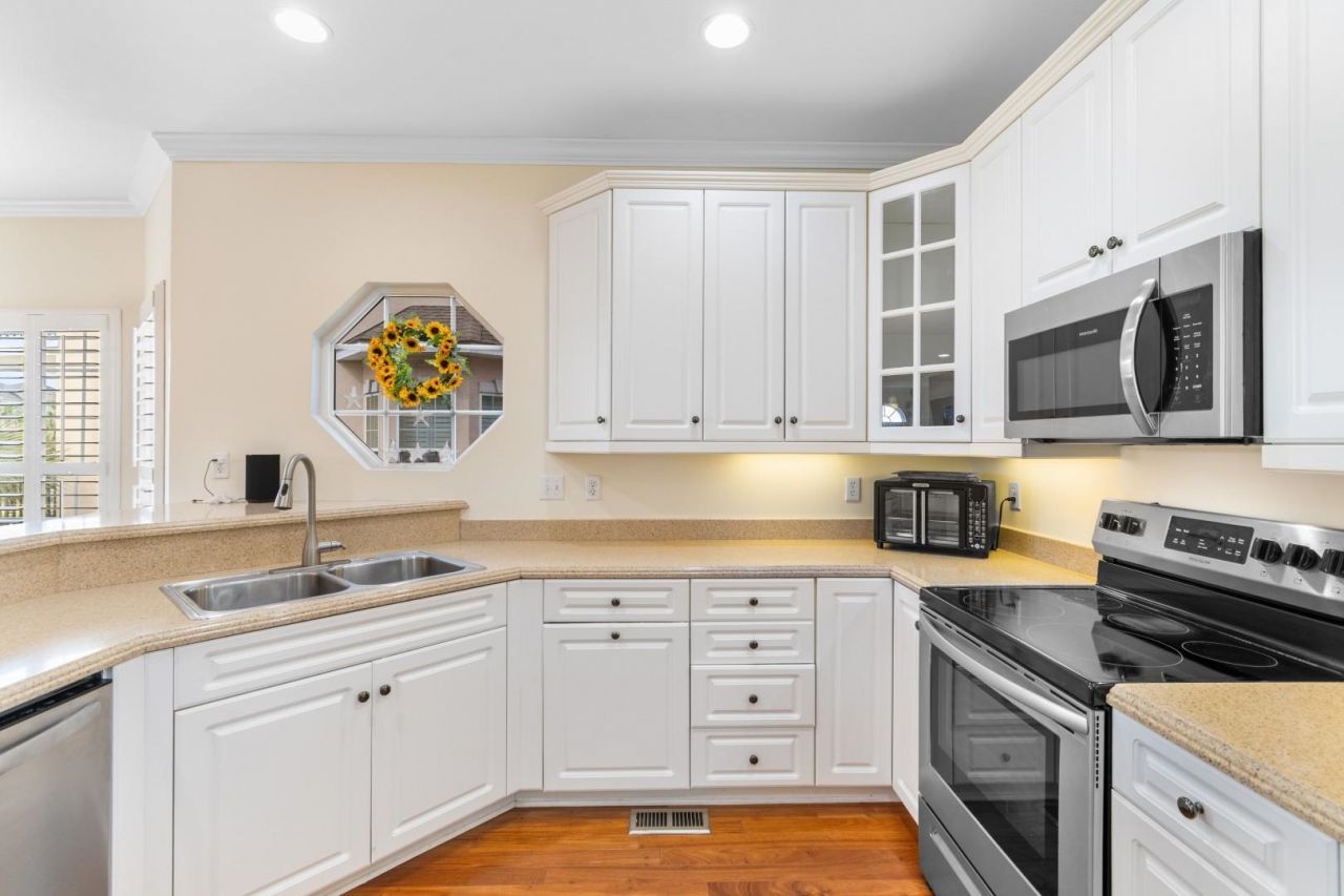 4413 Plantation Harbour Dr. Photo 4