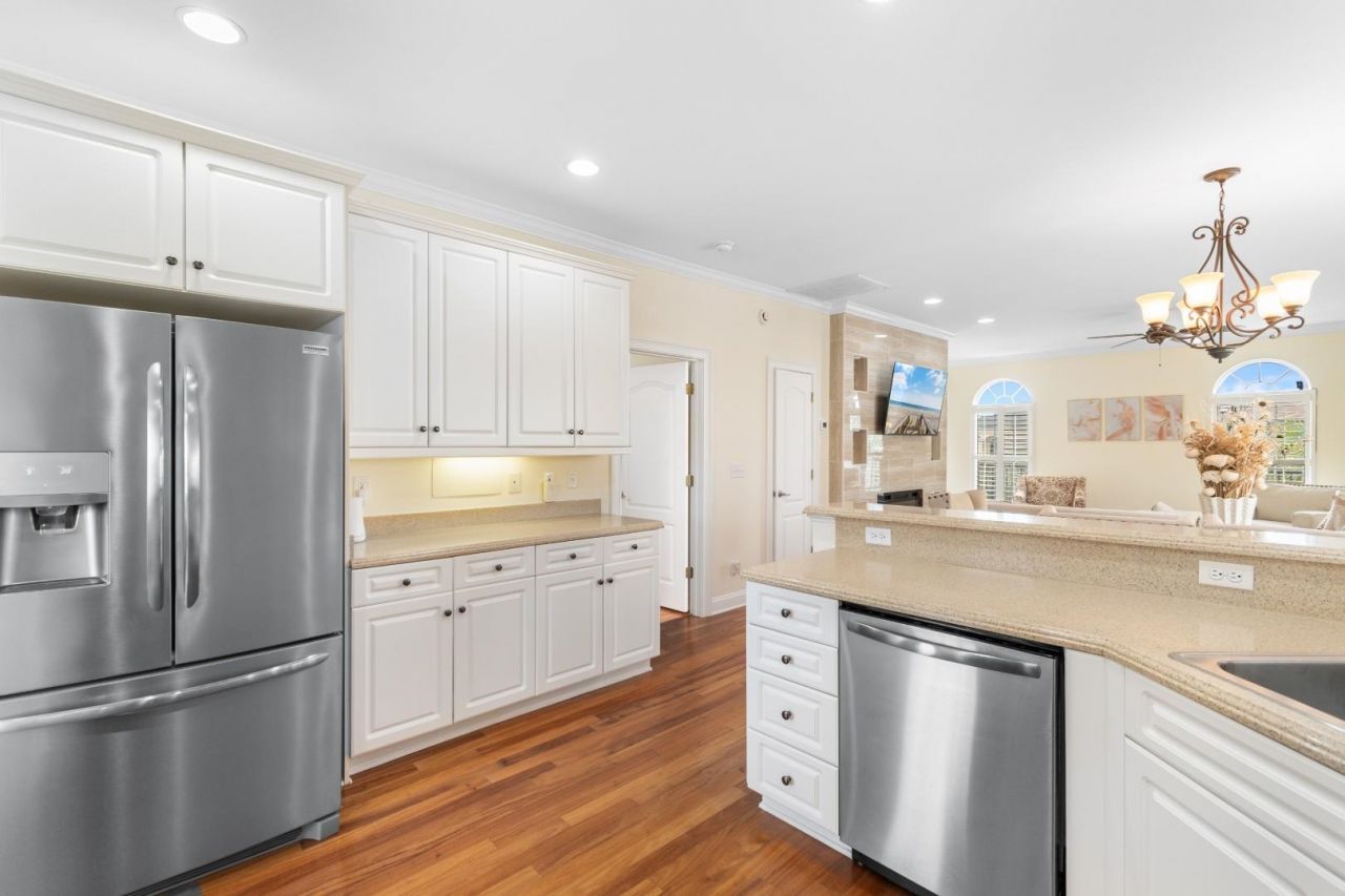 4413 Plantation Harbour Dr. Photo 6