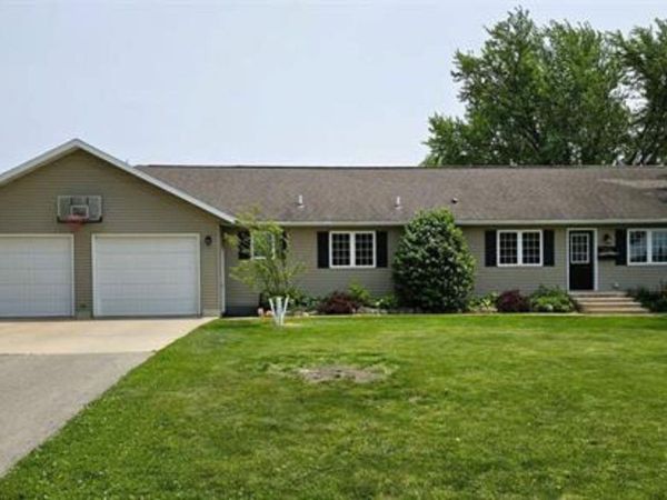 1308 South Street, LaPorte City, IA 50651