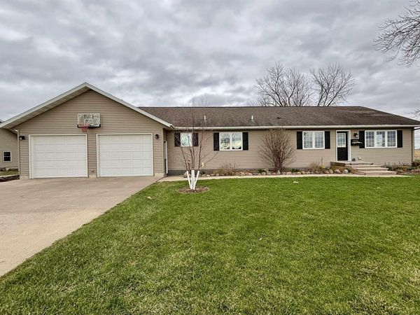 1308 South Street, LaPorte City, IA 50651