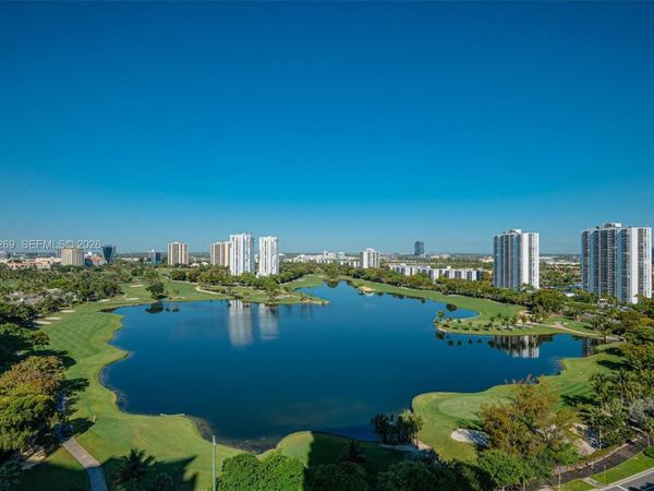 20185 E Country Club Dr, Unit 1805, Aventura, FL 33180
