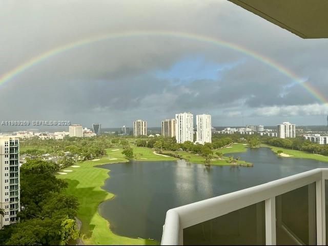 20185 E Country Club Dr, Unit 1805, Aventura, FL 33180 Photo