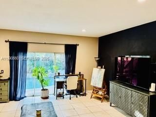 1040 NW 185th Ave , Pembroke Pines, FL 33029 Photo