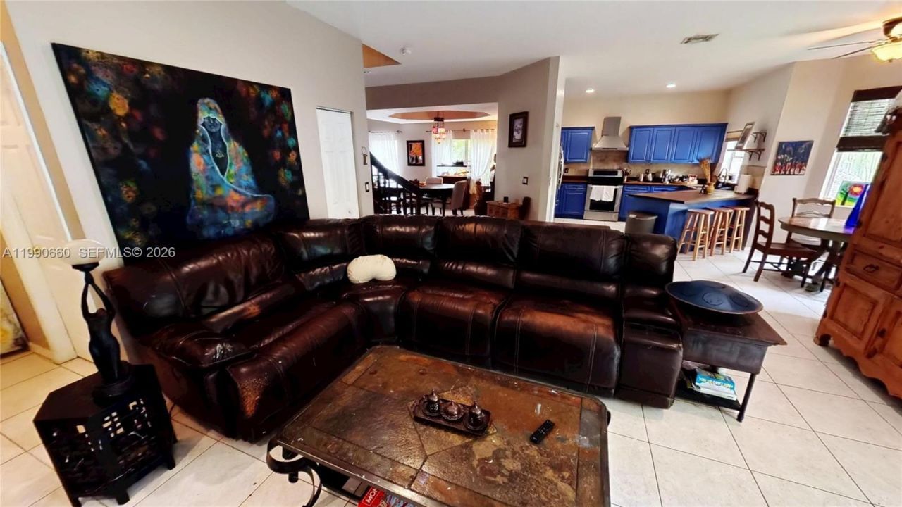 1040 NW 185th Ave, Pembroke Pines, FL 33029 Photo