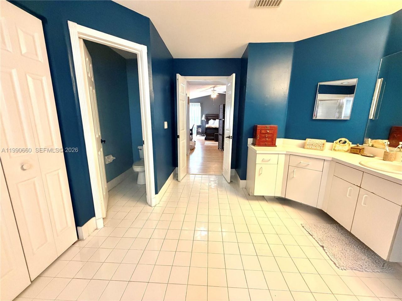 1040 NW 185th Ave, Pembroke Pines, FL 33029 Photo