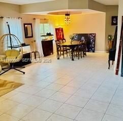 1040 NW 185th Ave , Pembroke Pines, FL 33029 Photo