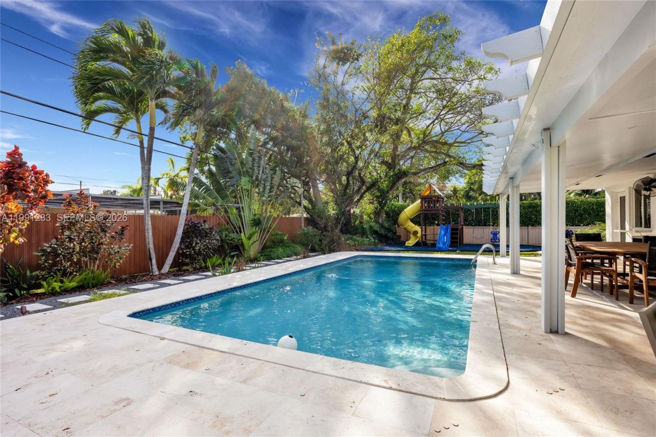 6440 SW 63rd Ter , South Miami, FL 33143 Photo