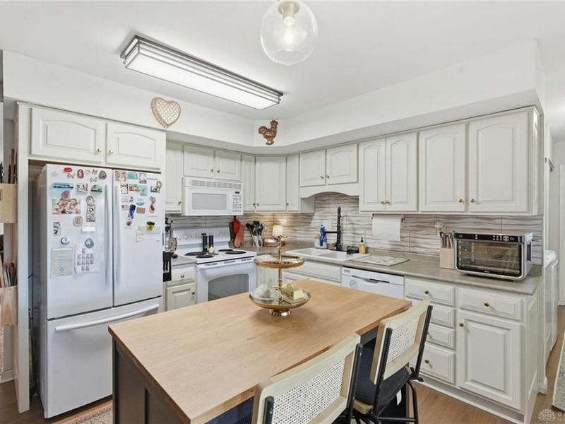 462 Faculty Drive, Fairborn, OH 45324 Photo 6