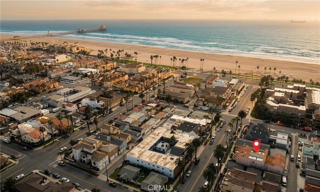 213 12th Street, Huntington Beach, CA 92648 Main Photo
