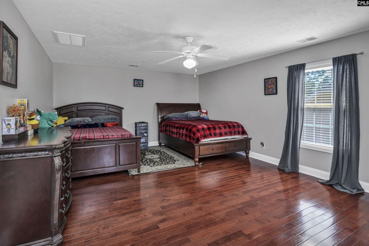 109 White Birch Court Photo 36