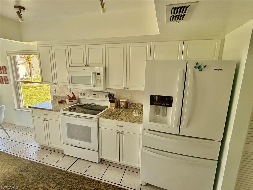 3431 Clubview Dr , North Fort Myers, FL 33917 Photo