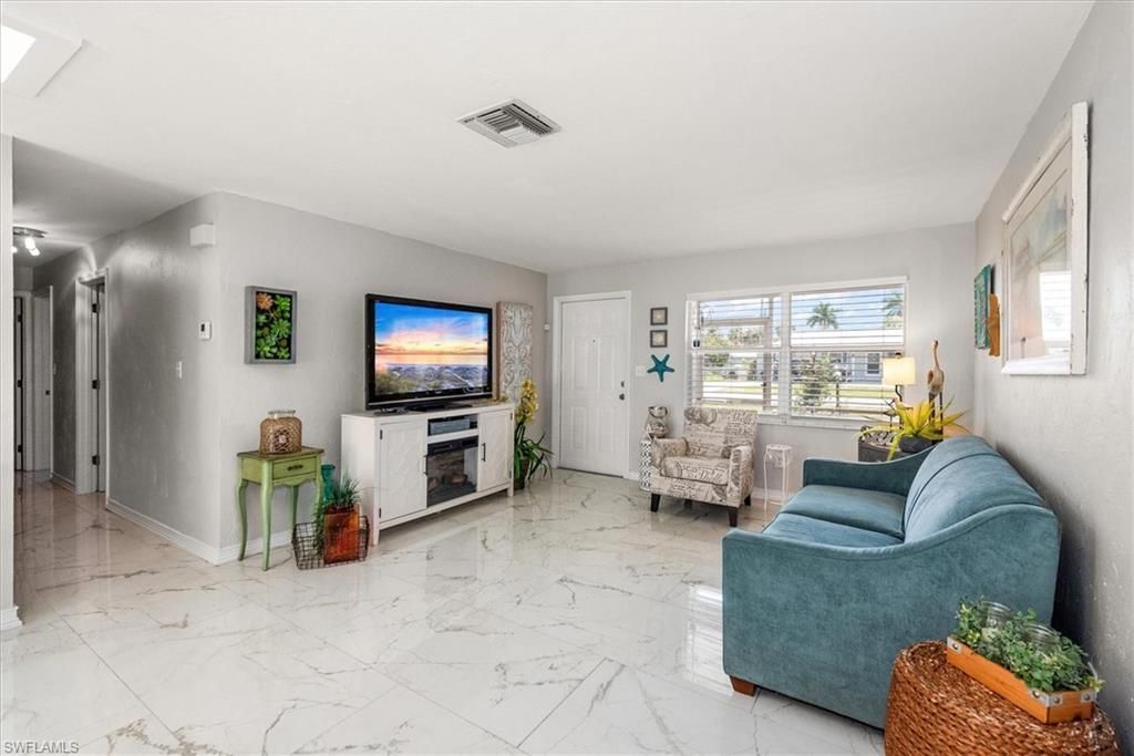 162 Brooks Rd , North Fort Myers, FL 33917 Photo