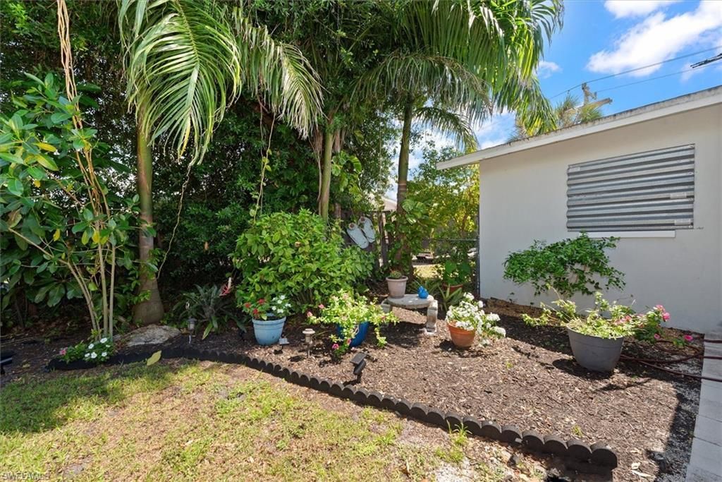 162 Brooks Rd , North Fort Myers, FL 33917 Photo