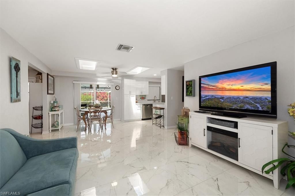 162 Brooks Rd , North Fort Myers, FL 33917 Photo