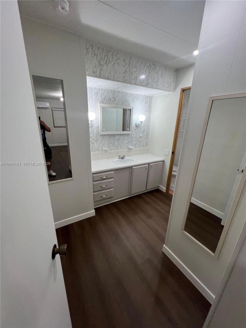 639 S Ash Lane , Atlantis, FL 33462 Photo