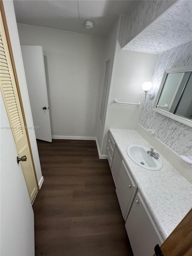 639 S Ash Lane , Atlantis, FL 33462 Photo