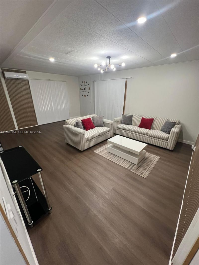 639 S Ash Lane , Atlantis, FL 33462 Photo