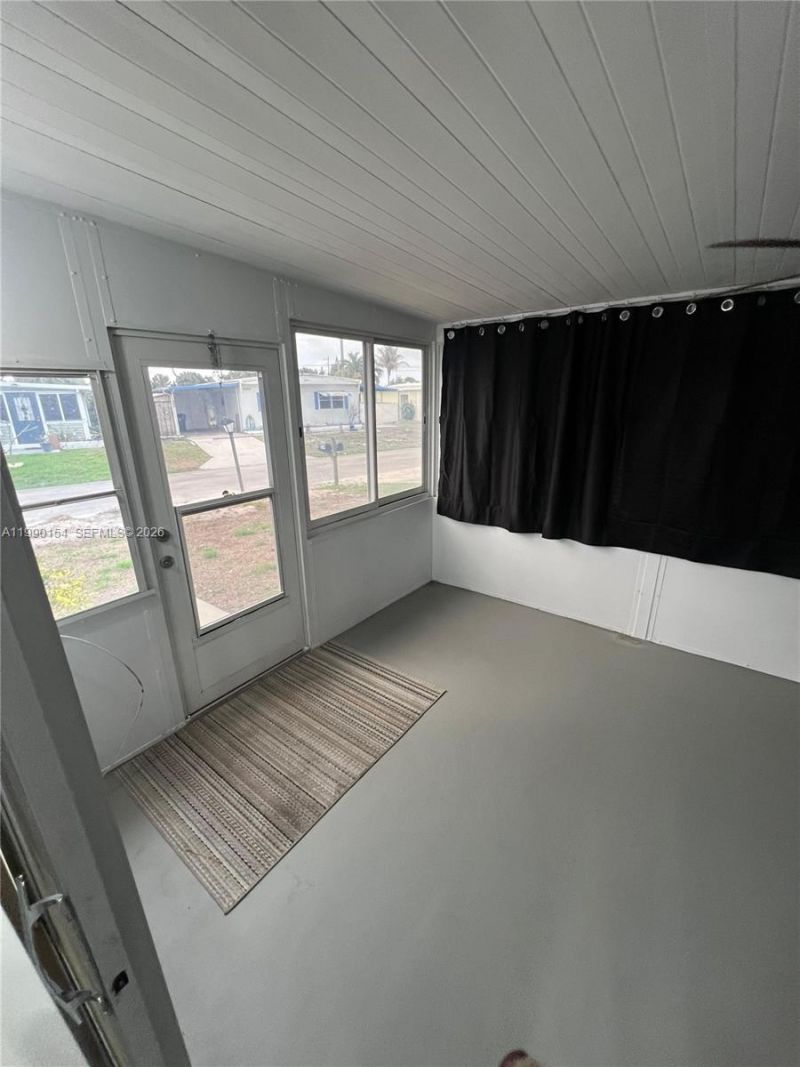 639 S Ash Lane , Atlantis, FL 33462 Photo