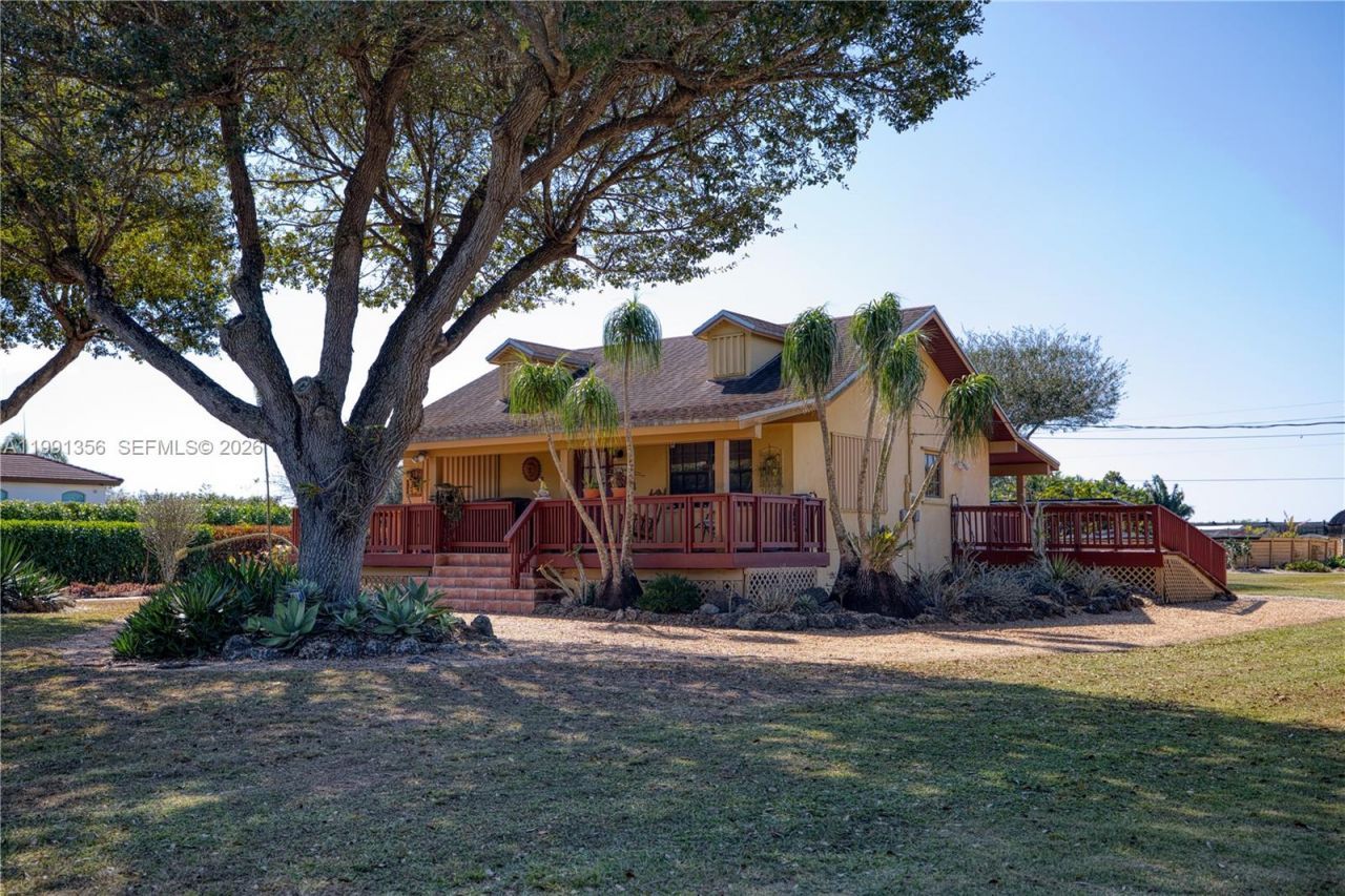 23550 SW 214th Pl, Homestead, FL 33031 Photo