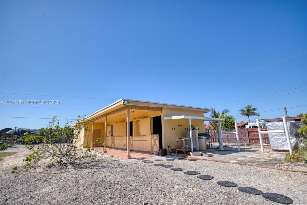 23550 SW 214th Pl, Homestead, FL 33031 Photo