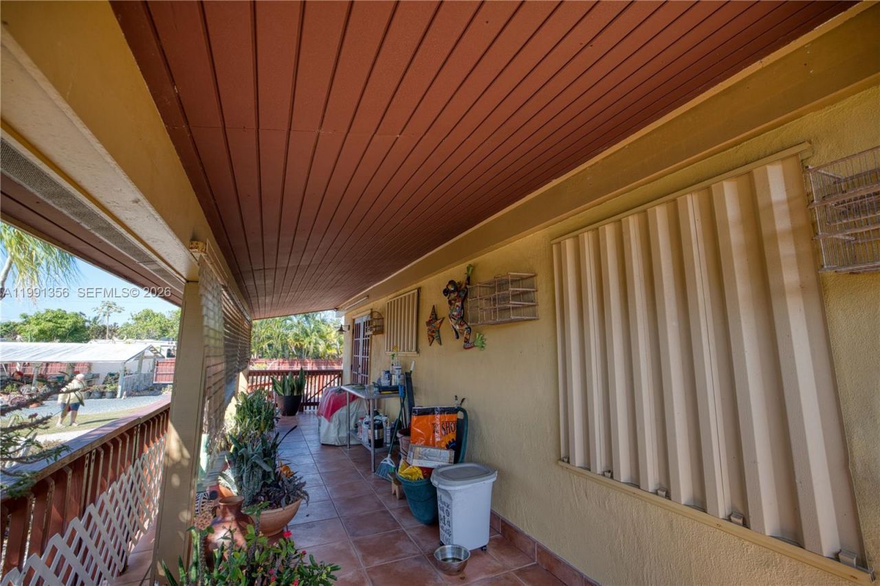 23550 SW 214th Pl, Homestead, FL 33031 Photo