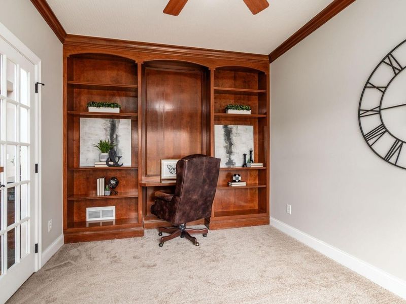 5681 Streamside Drive, Galena, OH 43021 Photo 7