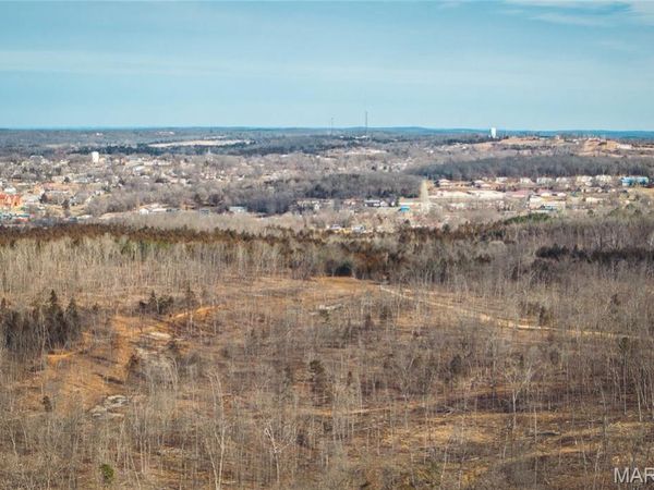 2 Mill Street , Potosi, MO 63664